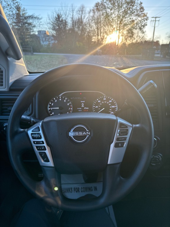2024 Nissan Titan Image 18