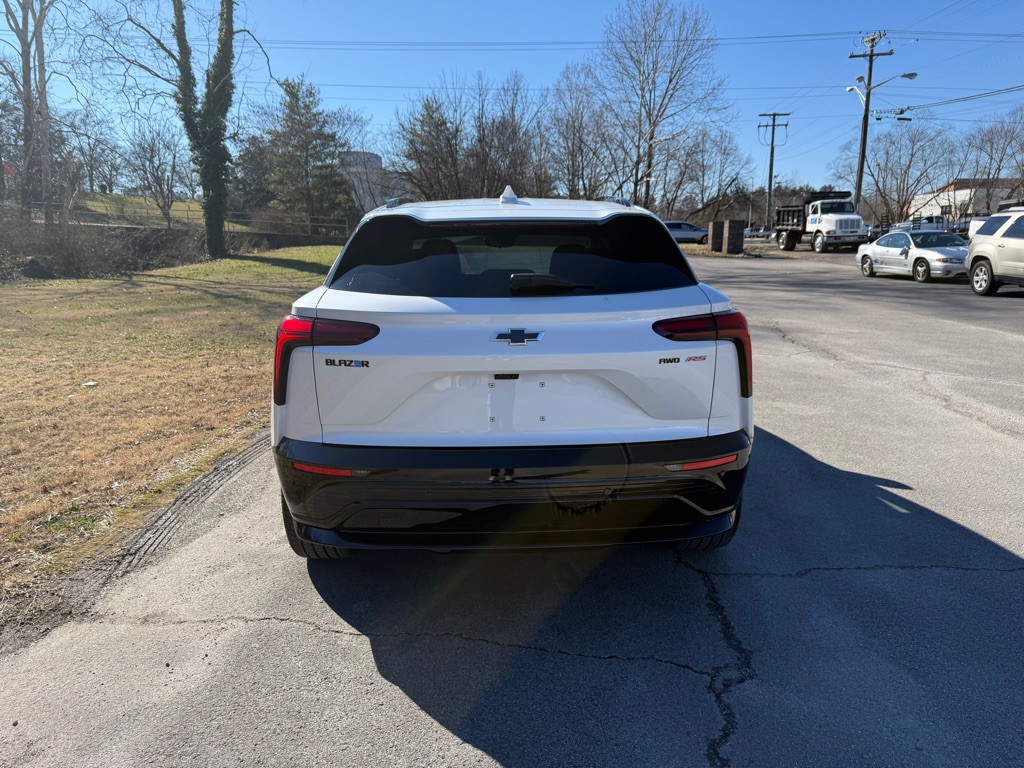 2024 Chevrolet Blazer Image 4