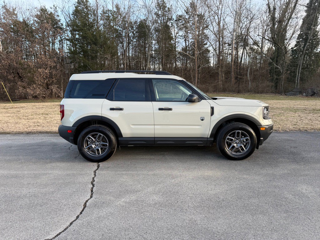 2025 Ford Bronco Image 2
