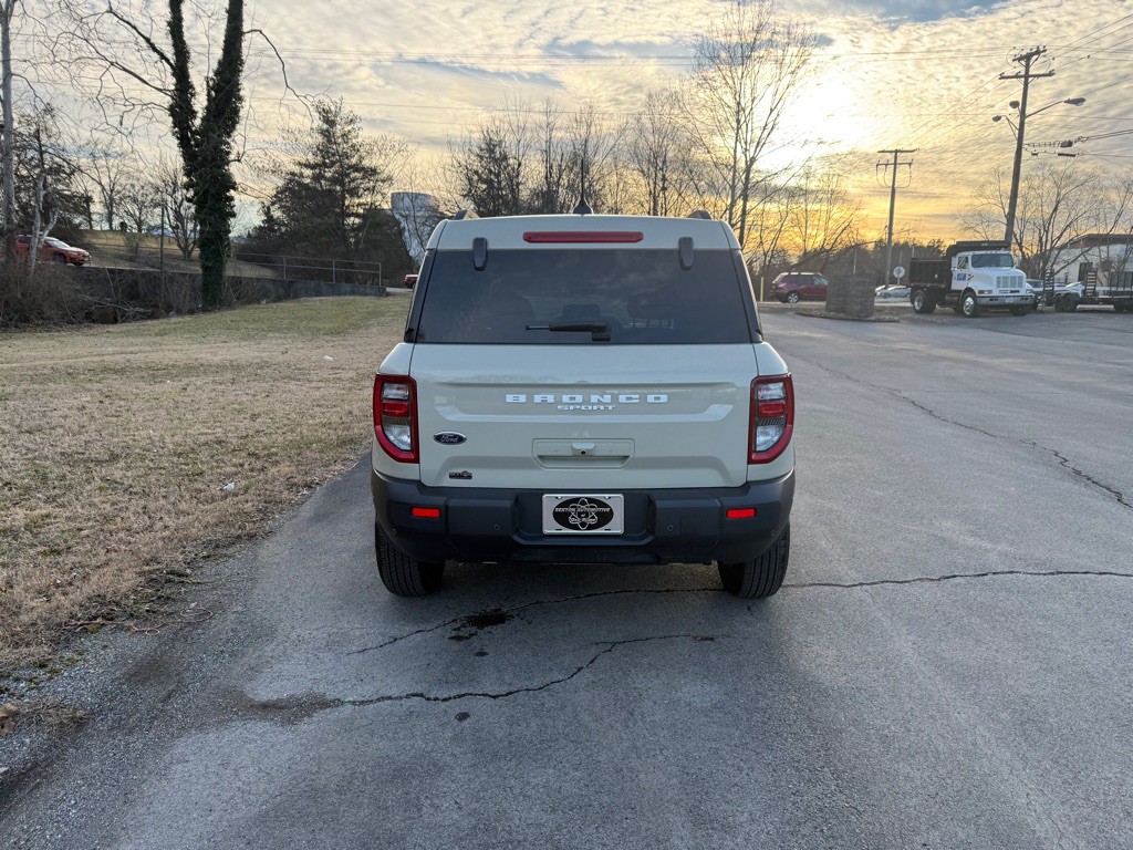 2025 Ford Bronco Image 4