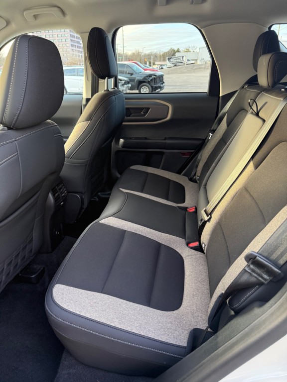 2025 Ford Bronco Image 13