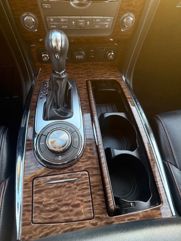 2018 Nissan Armada Image 22