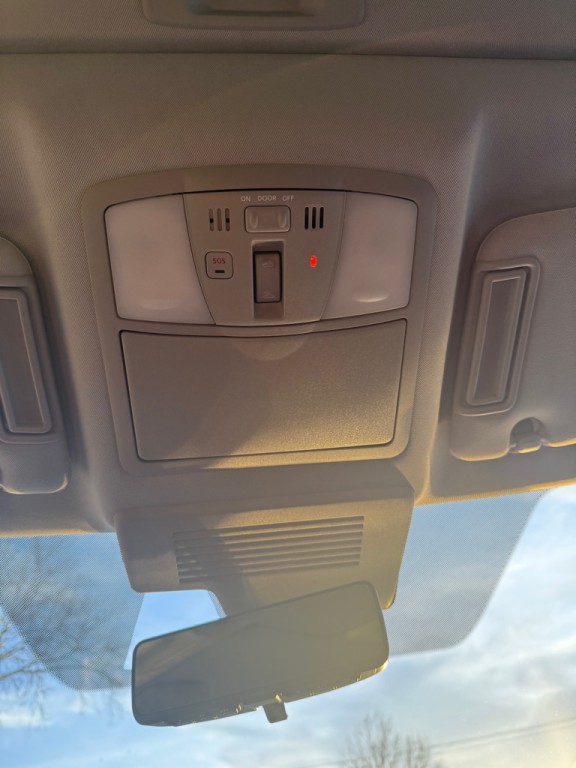 2018 Nissan Armada Image 23