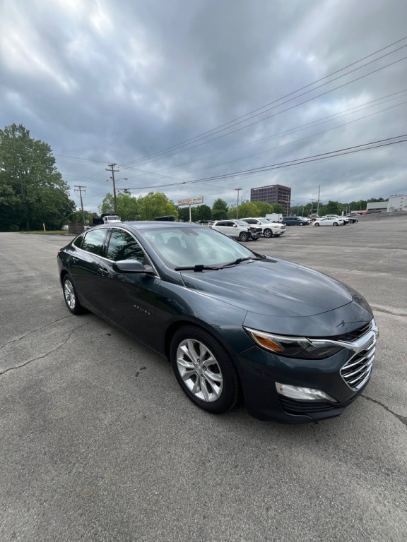 2021 Chevrolet Malibu Image 1