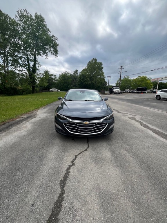 2021 Chevrolet Malibu Image 2