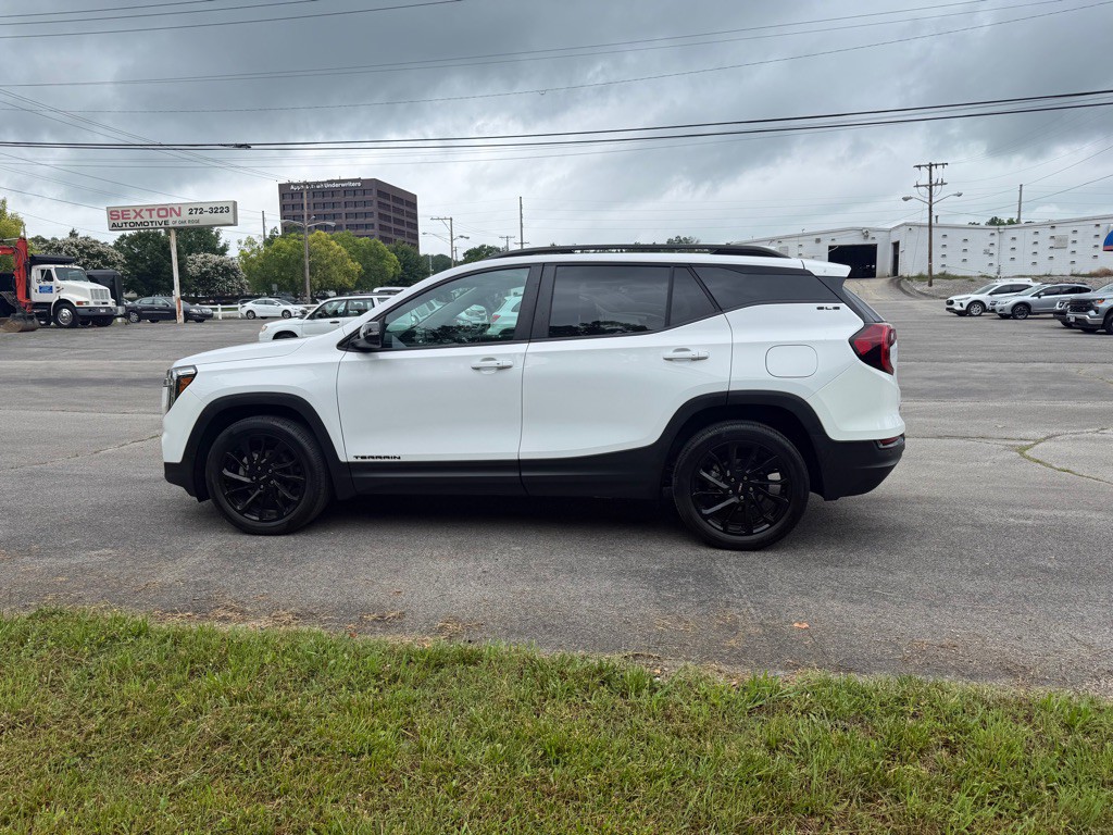 2023 GMC Terrain Image 6