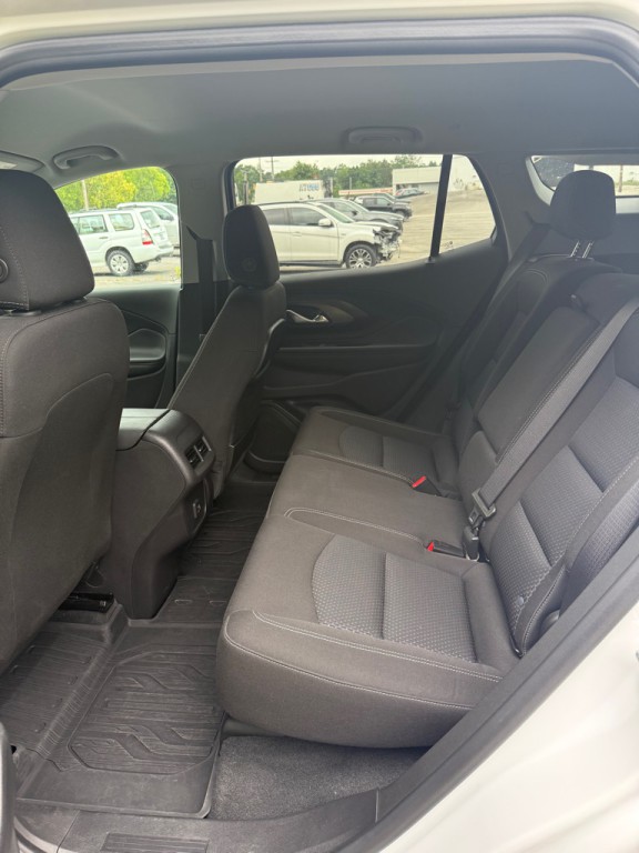 2023 GMC Terrain Image 15