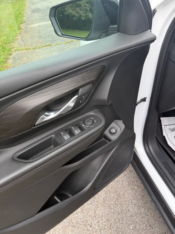 2023 GMC Terrain Image 19
