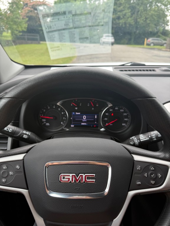 2023 GMC Terrain Image 26
