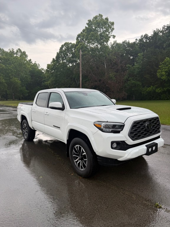 2023 Toyota Tacoma Image 1