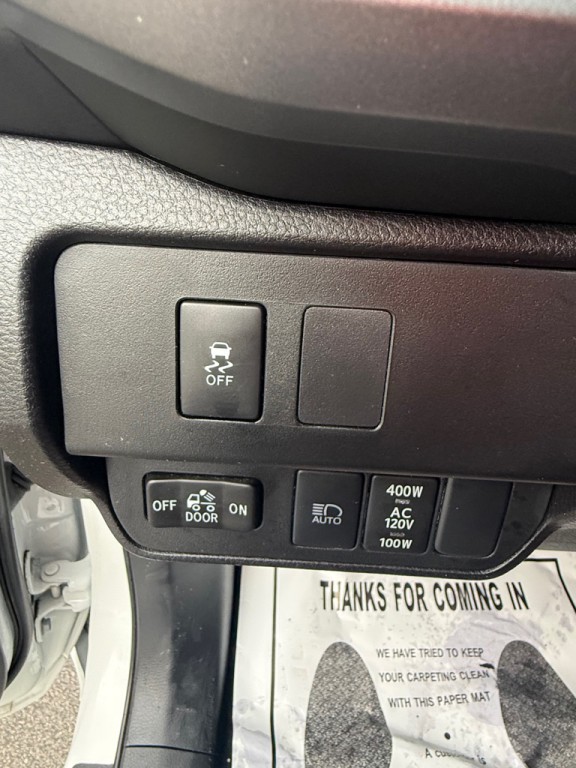 2023 Toyota Tacoma Image 17