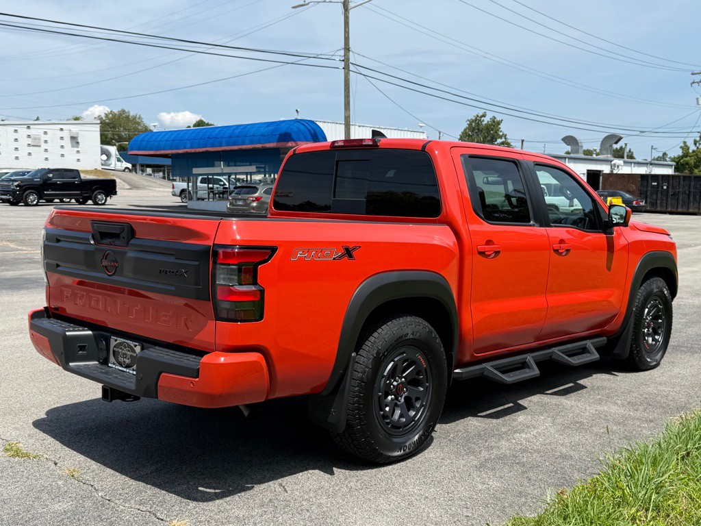 2025 Nissan Frontier Image 5