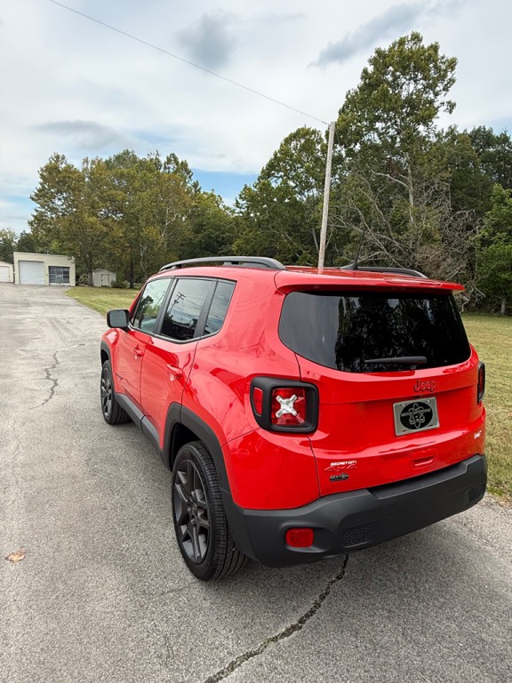2022 Jeep Renegade Image 4