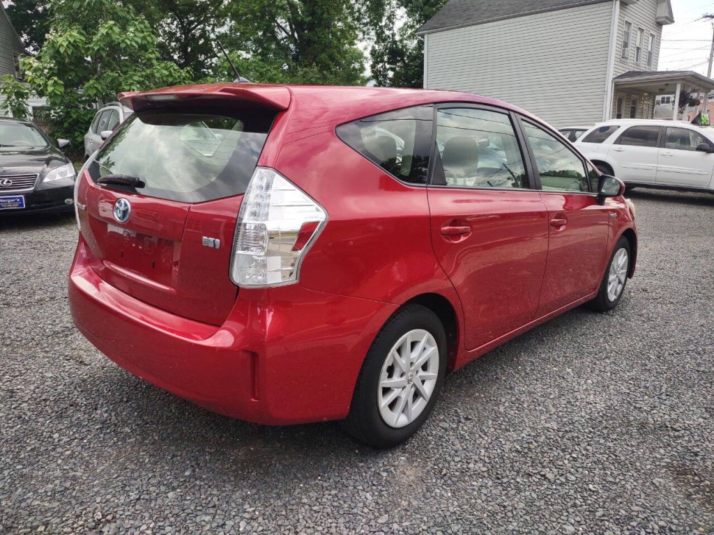 2012 Toyota Prius Image 6