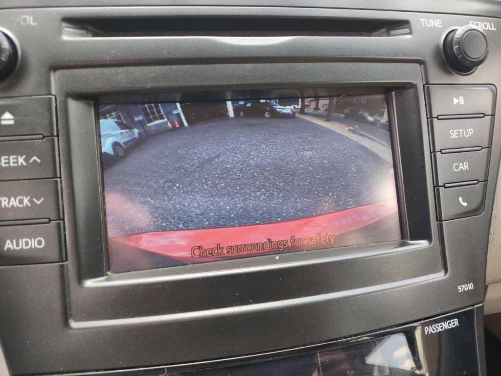2012 Toyota Prius Image 16