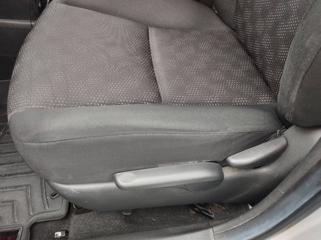 2009 Pontiac Vibe Image 11