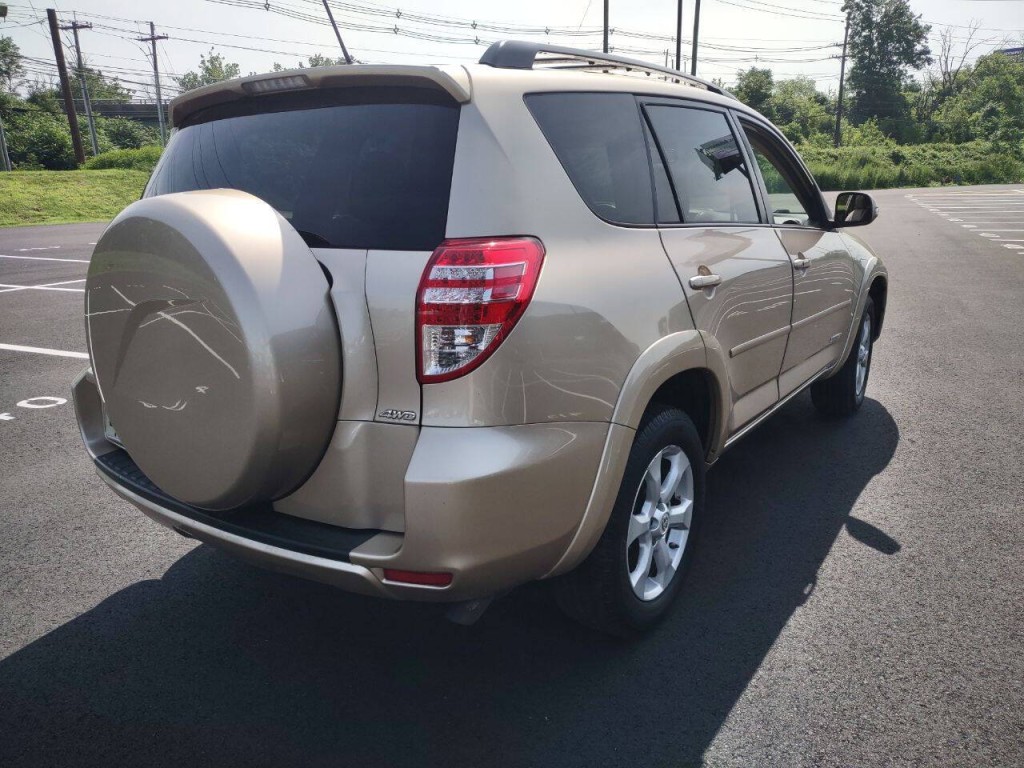 2012 Toyota Rav4 Image 6