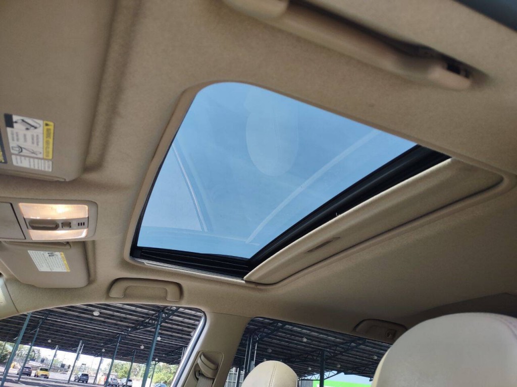2012 Toyota Rav4 Image 9