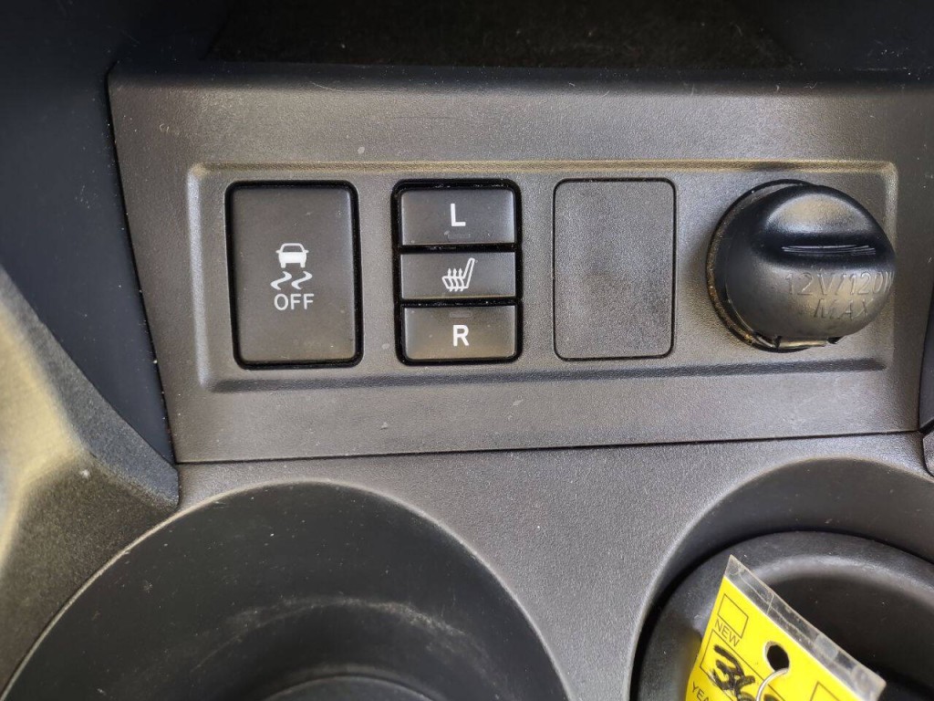 2012 Toyota Rav4 Image 18
