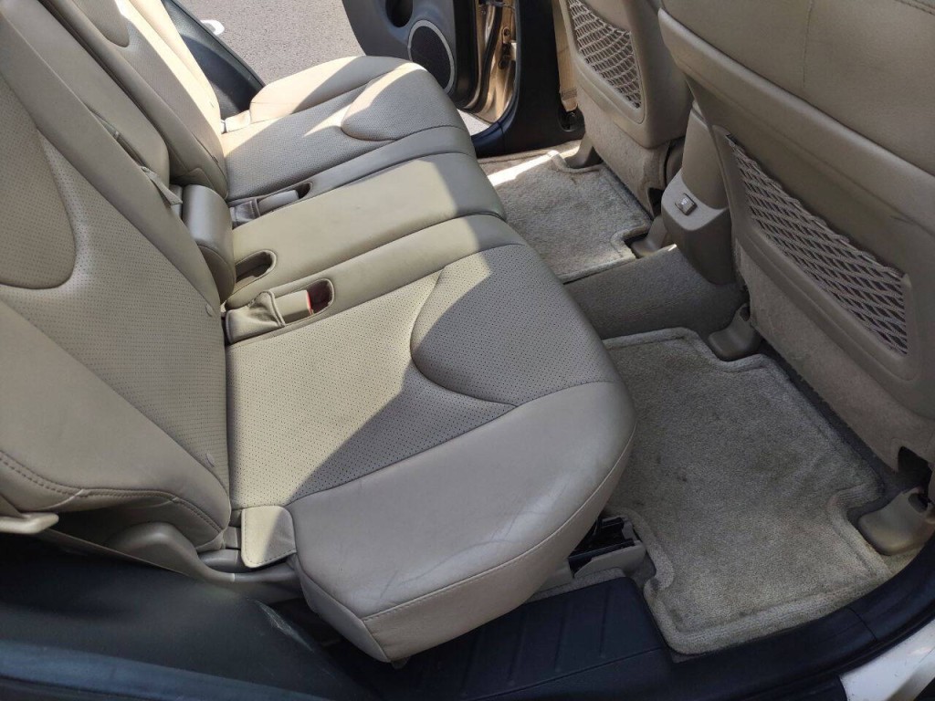2012 Toyota Rav4 Image 21
