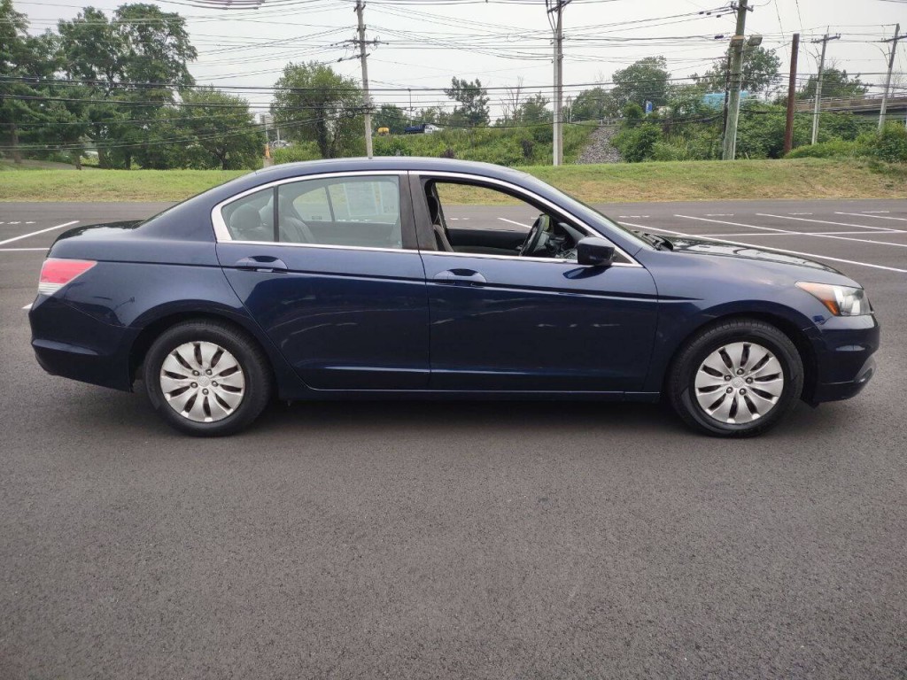 2011 Honda Accord Image 5