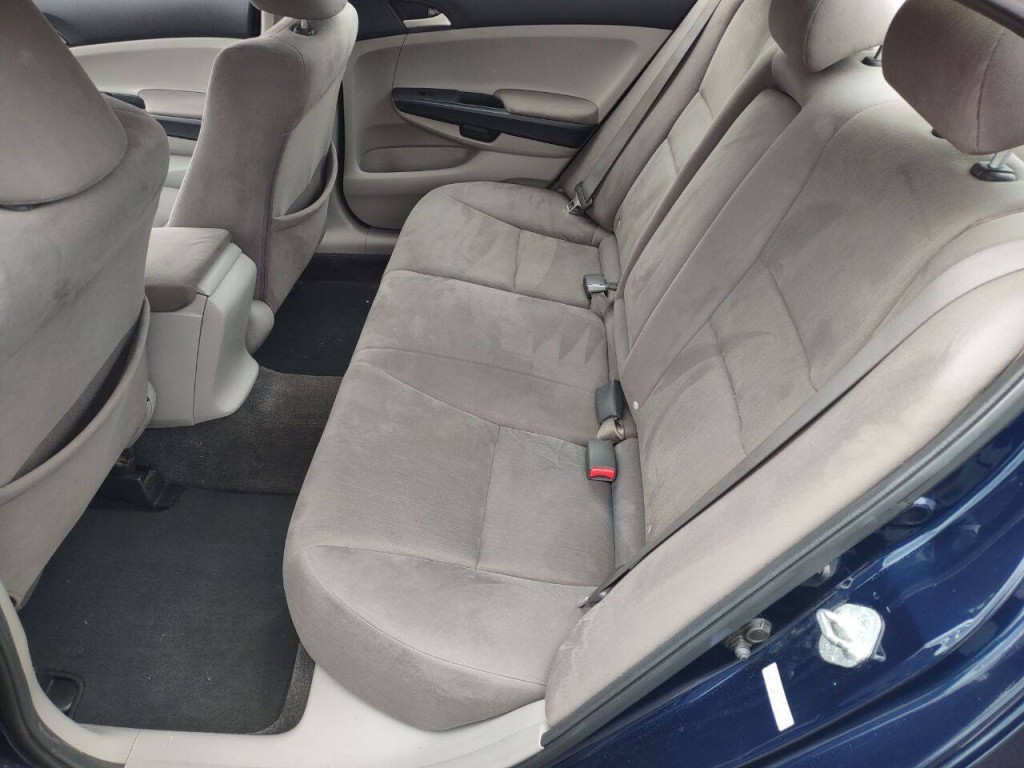 2011 Honda Accord Image 15