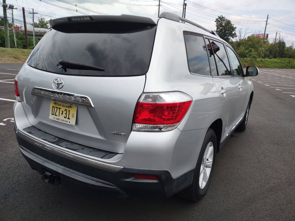 2013 Toyota Highlander Image 6