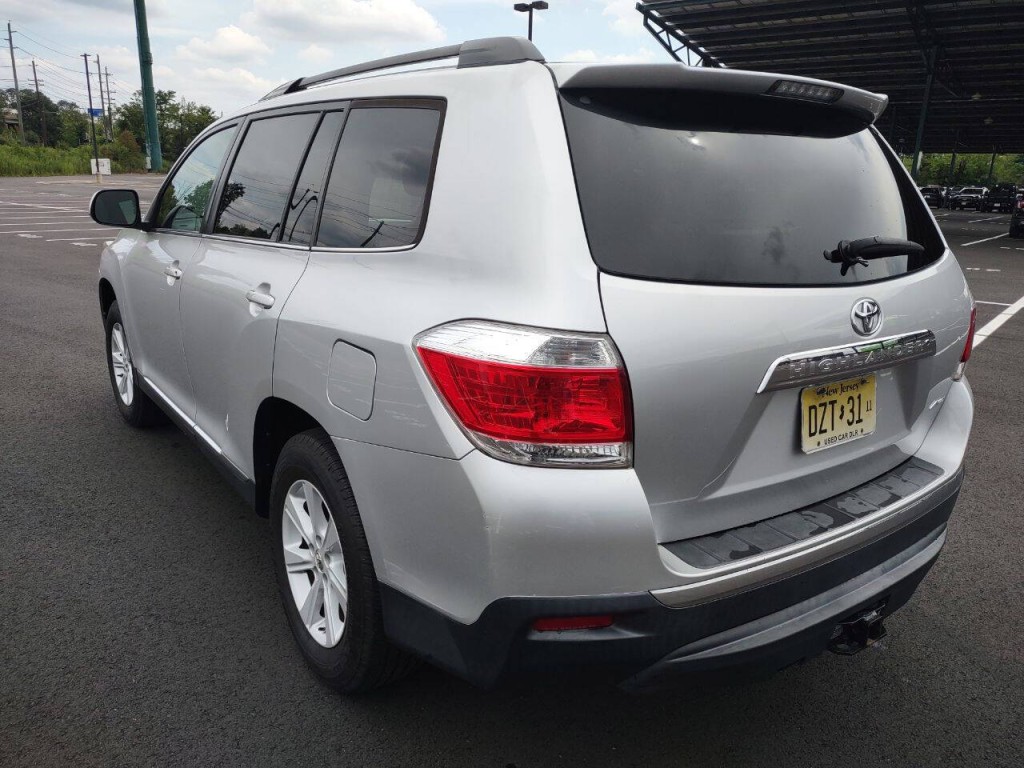 2013 Toyota Highlander Image 7