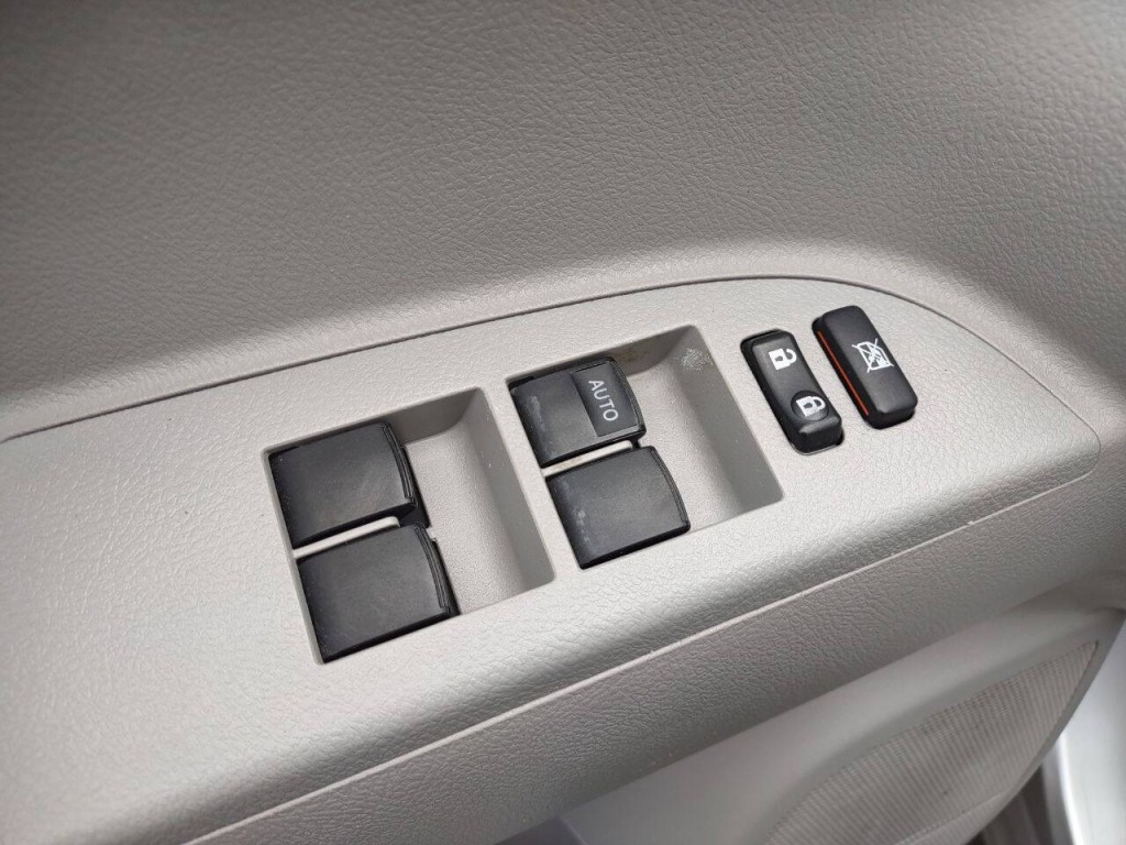 2013 Toyota Highlander Image 11