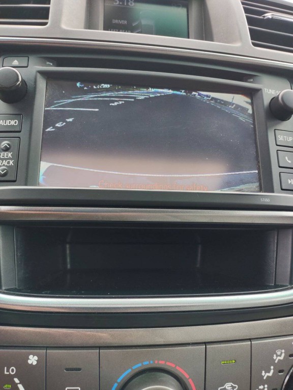 2013 Toyota Highlander Image 21
