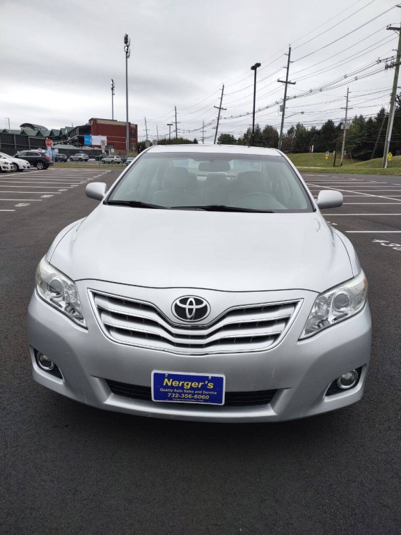 2010 Toyota Camry Image 3