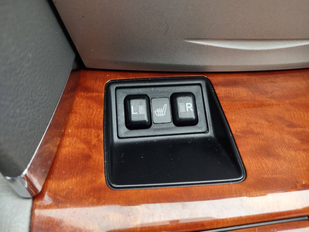 2010 Toyota Camry Image 17