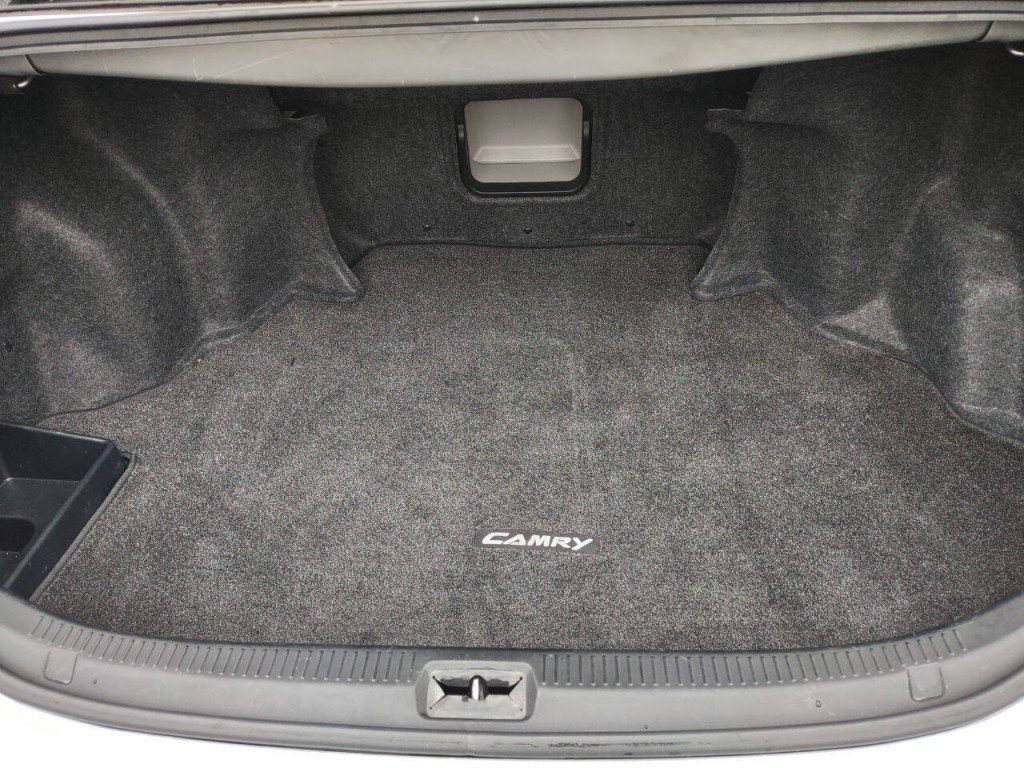 2010 Toyota Camry Image 26