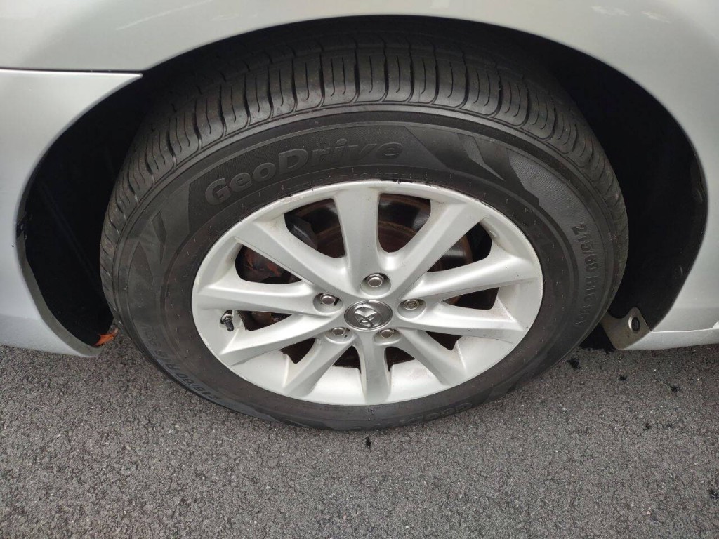 2010 Toyota Camry Image 32