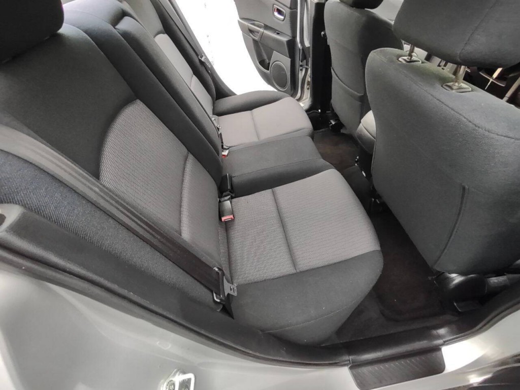 2009 Mazda Mazda3 Image 16