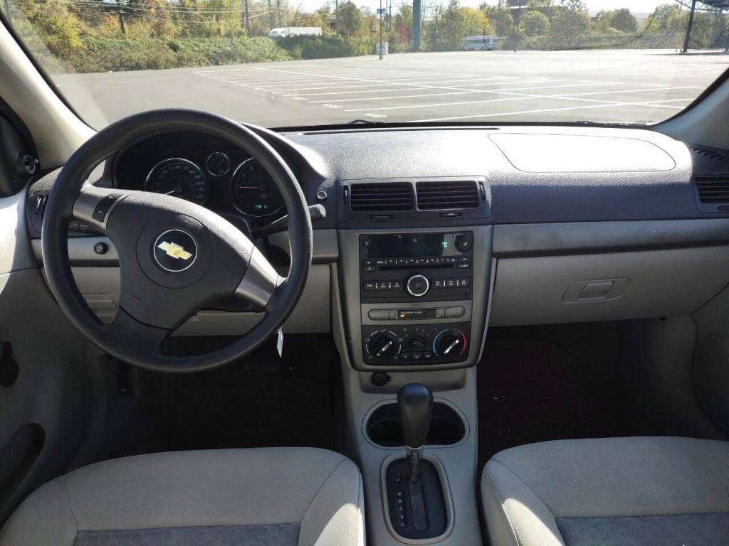 2008 Chevrolet Cobalt Image 8