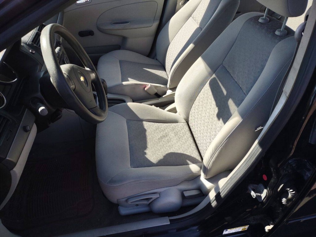 2008 Chevrolet Cobalt Image 10