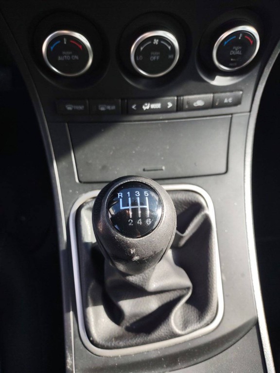 2013 Mazda Mazda3 Image 14