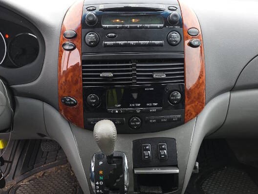 2008 Toyota Sienna Image 4