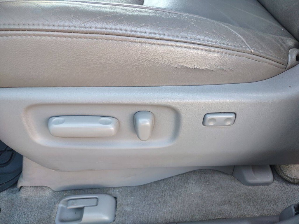 2008 Toyota Sienna Image 8