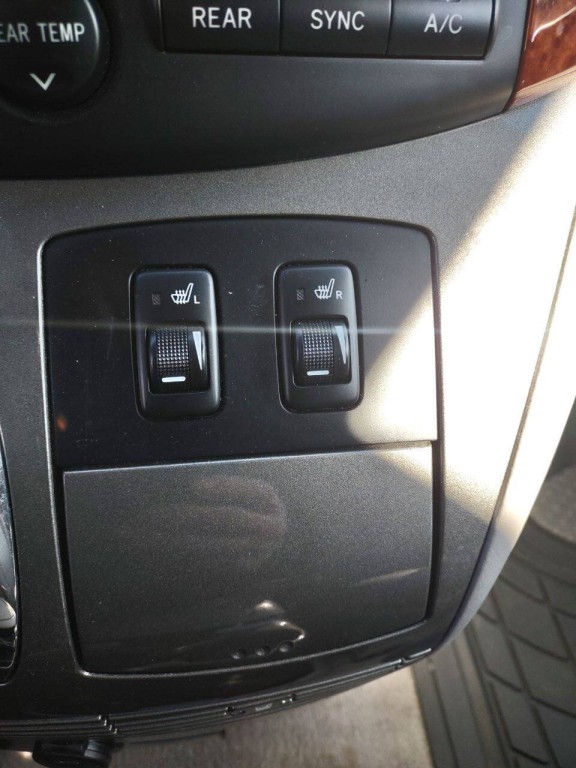 2008 Toyota Sienna Image 12