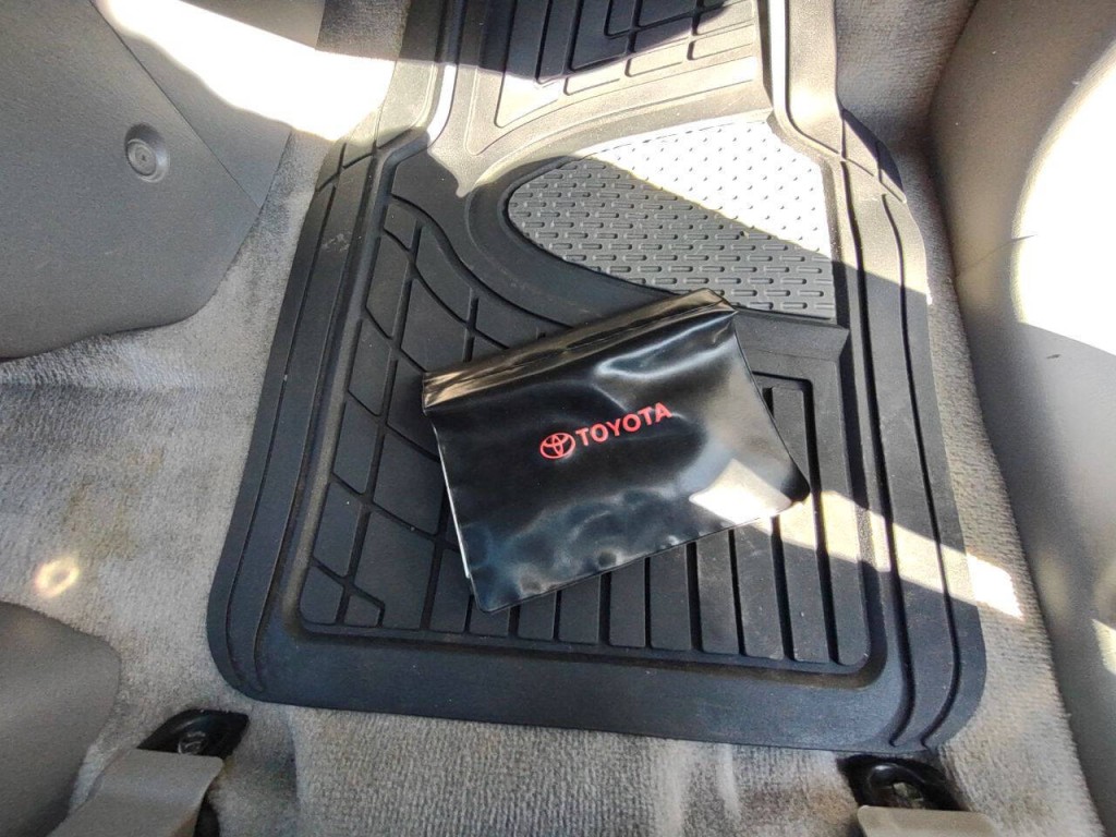 2008 Toyota Sienna Image 24