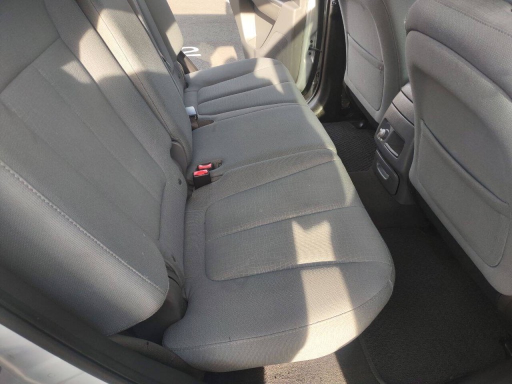 2012 Hyundai Santa Fe Image 18