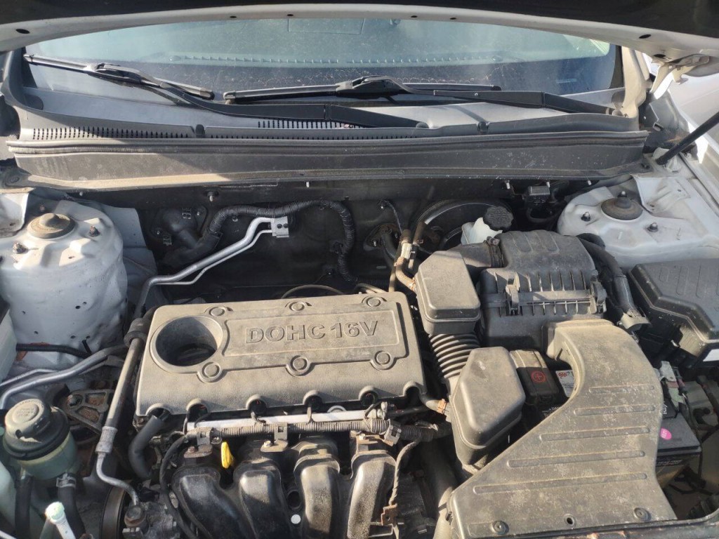 2012 Hyundai Santa Fe Image 24