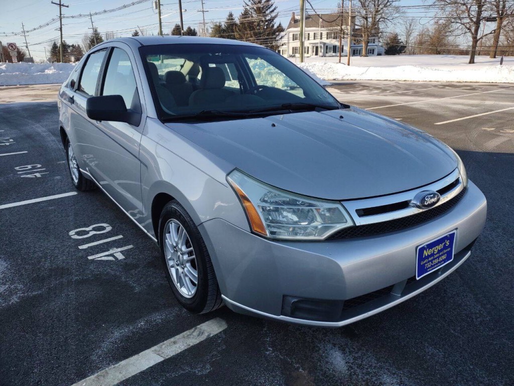 2009 Ford Focus Image 4
