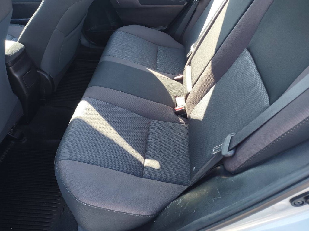 2017 Toyota Corolla Image 17