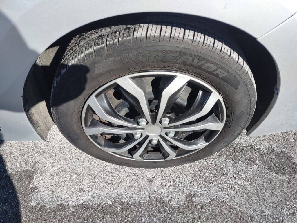 2017 Toyota Corolla Image 29