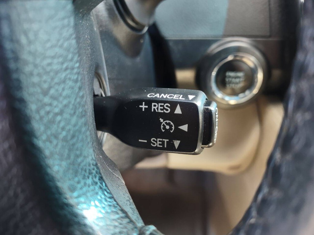 2013 Toyota Camry Image 17