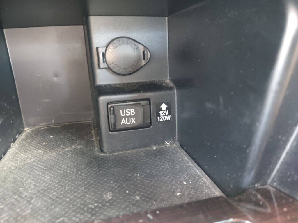 2013 Toyota Camry Image 21