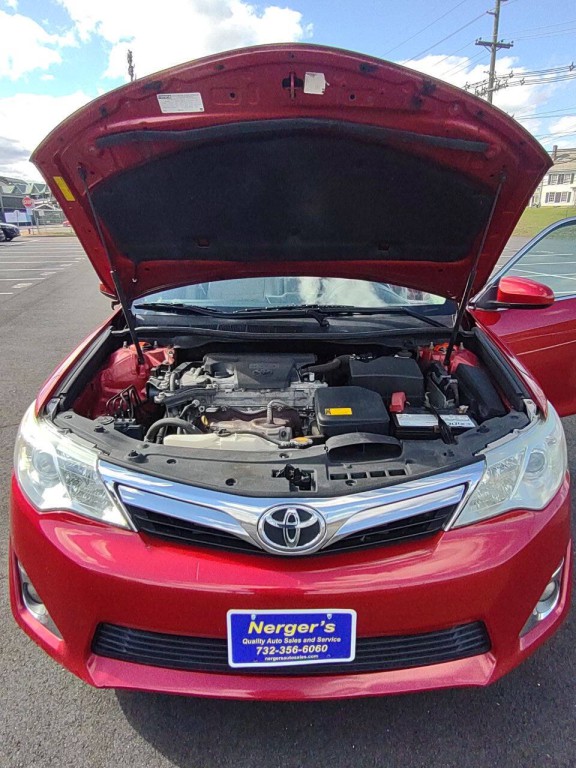 2013 Toyota Camry Image 30